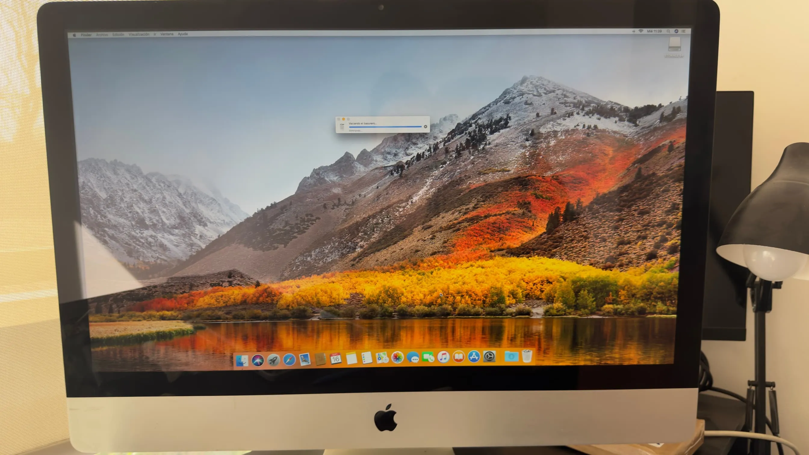 iMac con macOS High Sierra instalado y listo para usar